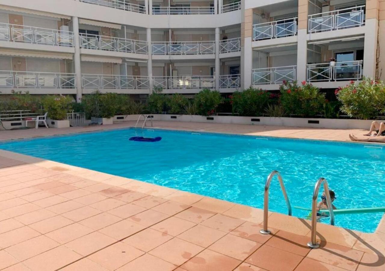 Amour Azur love room avec jacuzzi et piscine Vallauris Extérieur photo